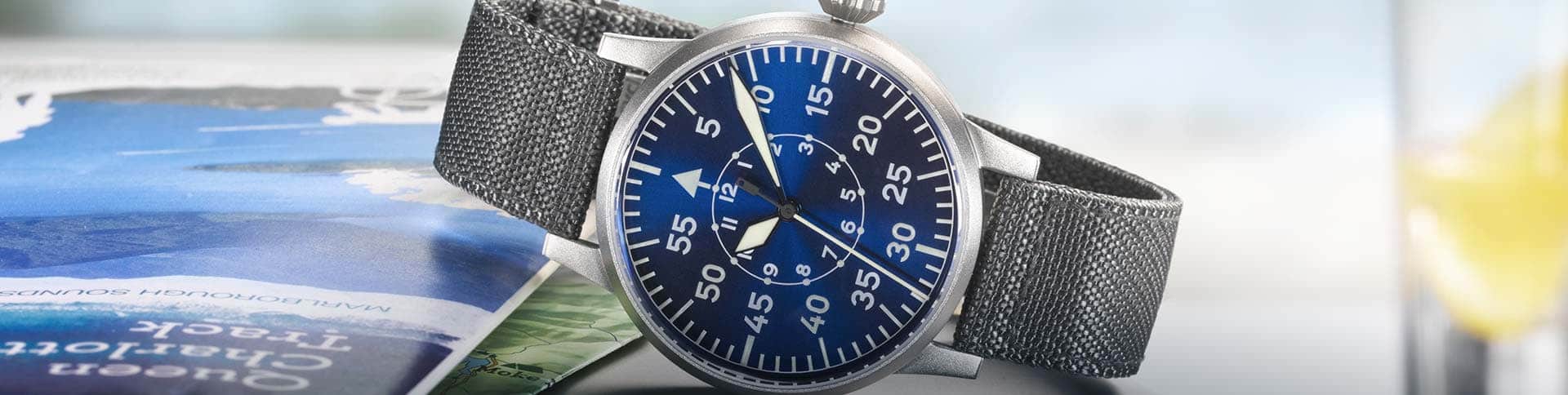 Press release pilot watch Blaue Stunde